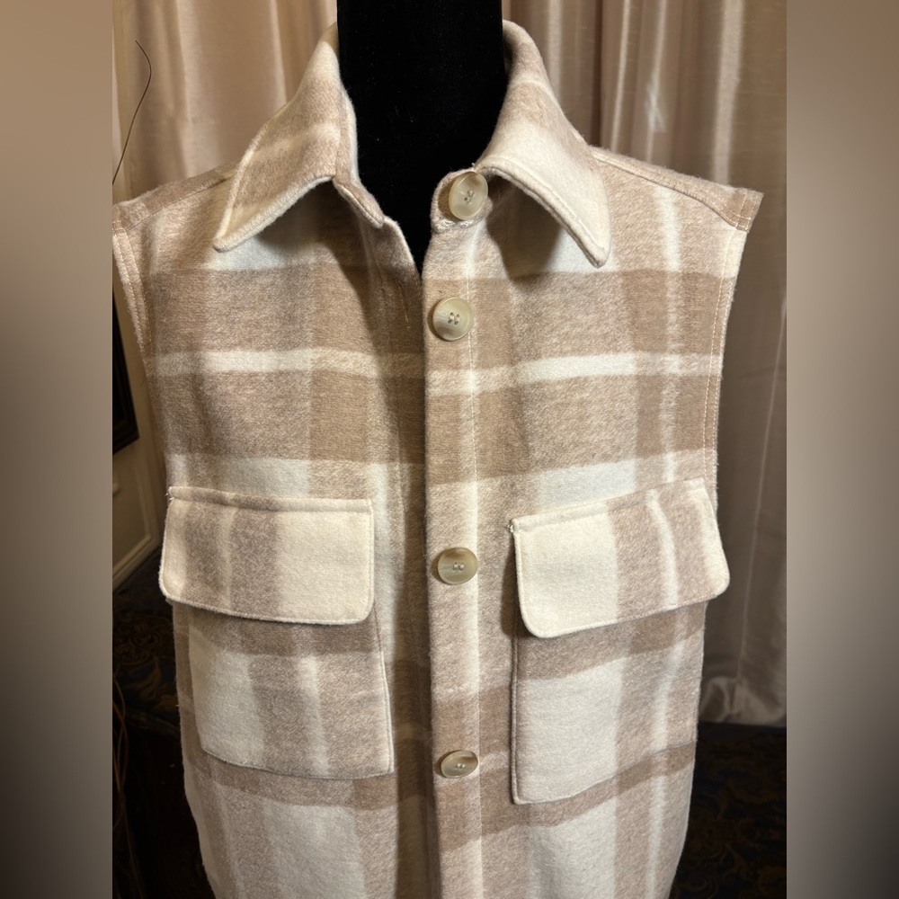 NWT - H&M Long Plaid Vest Beige Cream , Poly Sz Small Oversized - Picture 3 of 8